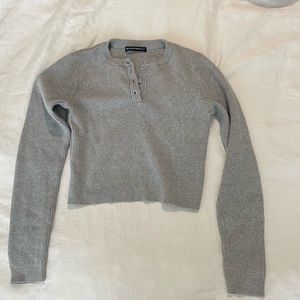 Brandy Melville Sweater top